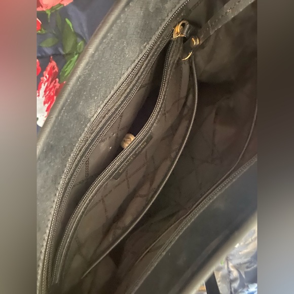 MICHAEL KORS Eva Zip Tote Giraffe Animal Print - Picture 3 of 3